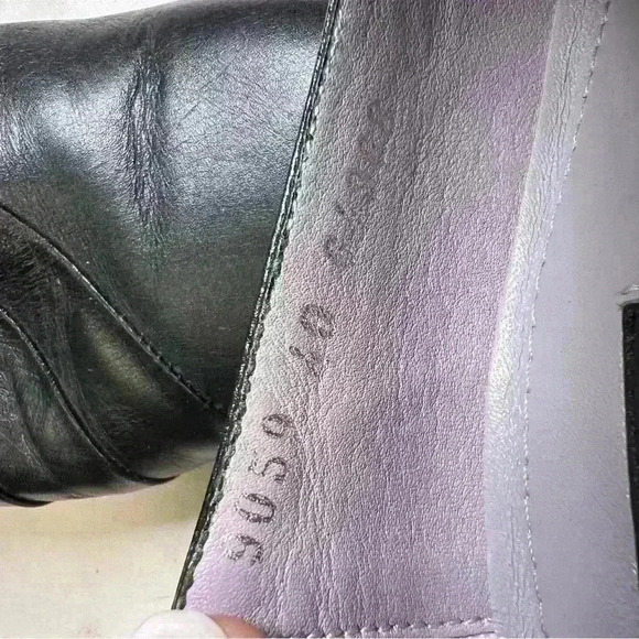 Beautifeel Shoes Womens 9 Pump Black Leather Pleated Block Heels lightly worn - Picture 13 of 13